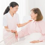 他人事じゃない!介護拒否の原因・対応策を知っておこう!