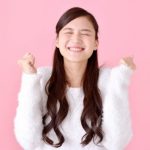 介護福祉士取得で120万円?!働き続ける職員を東京自治体が応援!
