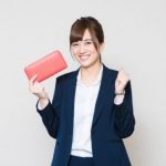 6万円も差が出る！？給与が高い介護施設と給料をアップさせる3つの方法