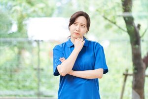 【介護福祉士が語る現場】vol.7 -異性による排泄介助を拒否されたら？羞恥心と安全に配慮した見守り方